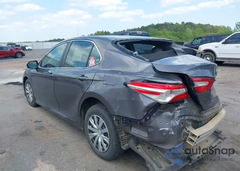 2018 Toyota Camry L from USA, damaged, VIN 4T1B11HK5JU074926